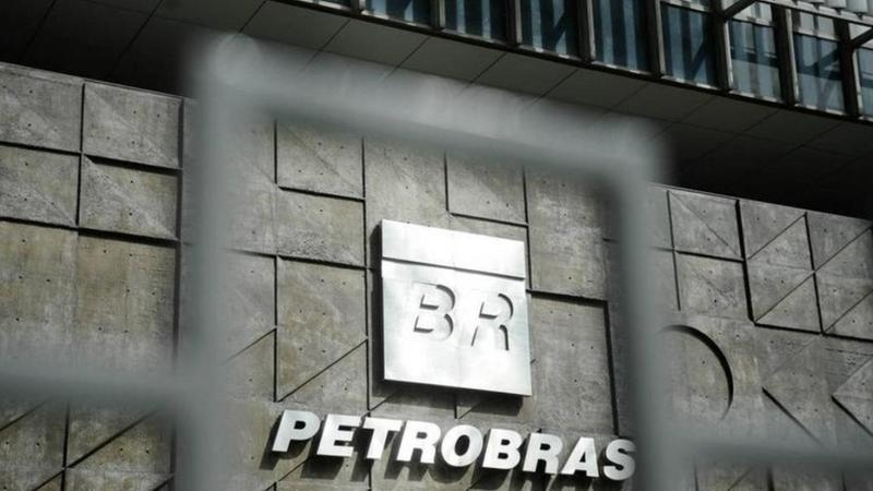 Intervenção na Petrobras em pauta na Live SMC de hoje(22)