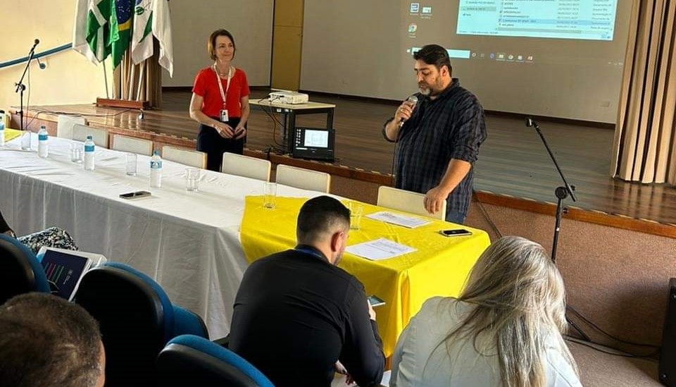 Pissinini durante reunião do Conselho Estadual do Trabalho