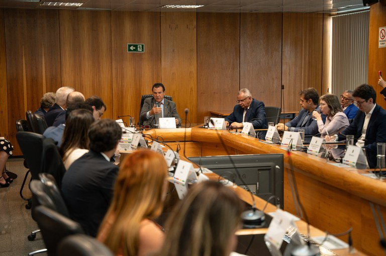 Marinho discute com empresas mudanças no Programa de Alimentação do Trabalhador (PAT) previstas na portaria 1.707/24