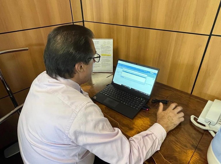 Ministro Luiz Marinho assina Projeto de Lei sobre a Política de Valorização do Salário Mínimo