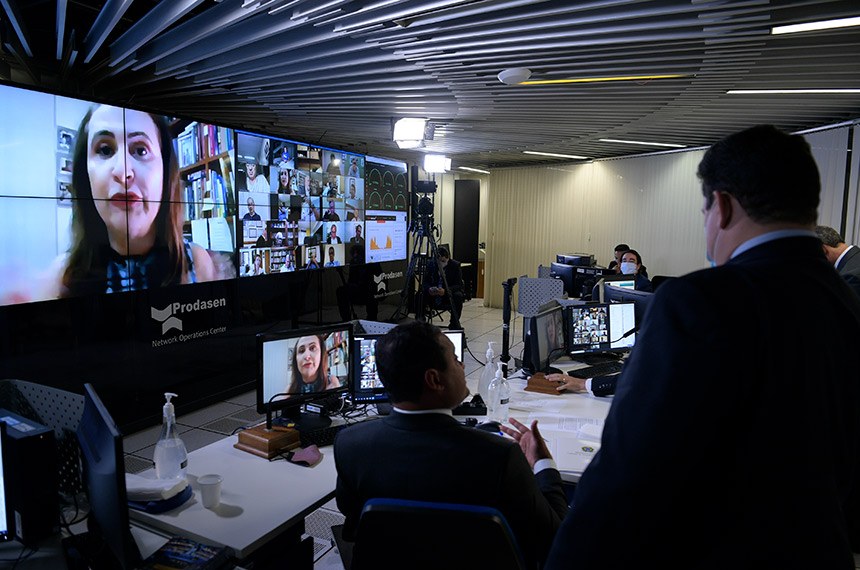 3,6 milhões de pessoas com sintoma associado à síndrome gripal procuraram algum estabelecimento de saúde entre 24 e 30 de maio