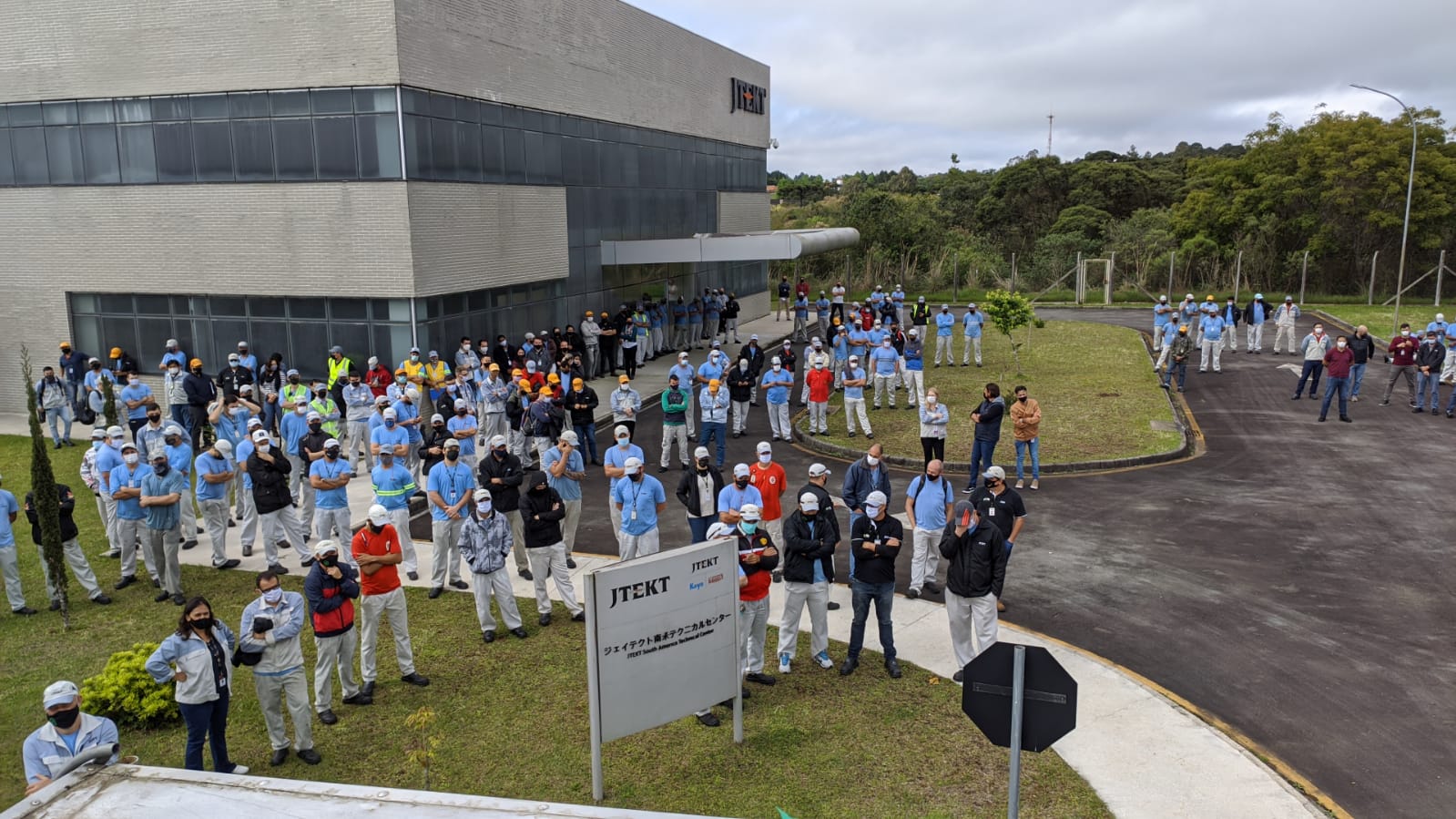 Jtekt: Metalúrgicos aprovam renovação da jornada de trabalho