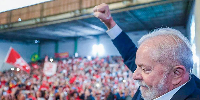 Lula diz que reforma trabalhista é de mentalidade escravocrata