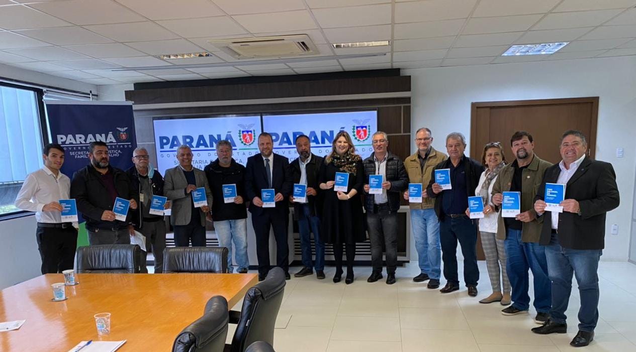 CONSELHO ESTADUAL DO TRABALHO DO PARANÁ LANÇA CARTILHA SOBRE O PISO REGIONAL DO ESTADO