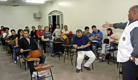 Força PR lança cursinho gratuito Pré-Vestibular e preparatório para o Enem