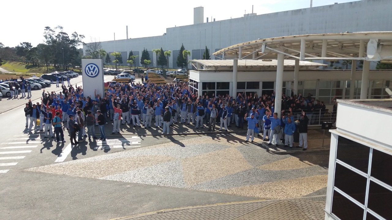 Volks: Trabalhadores em Lay-Off também devem participar da assembleia desta terça, dia 15