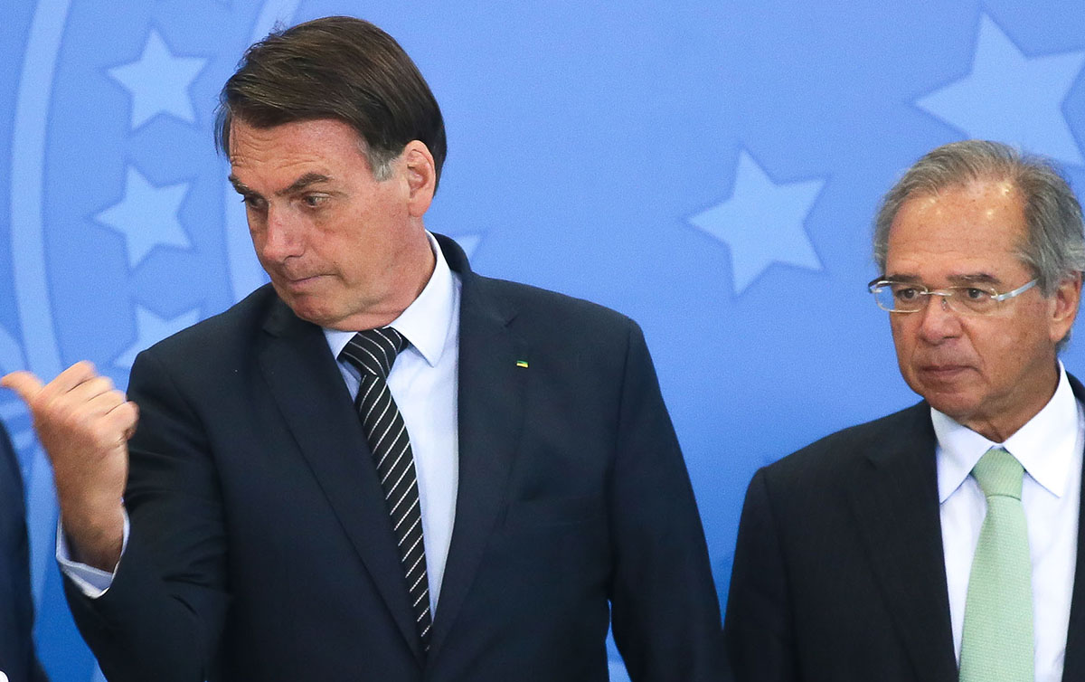 Com Bolsonaro e Guedes, salário mínimo perde poder de compra pela primeira vez desde o Plano Real