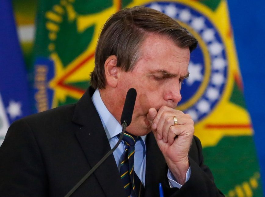 Reinaldo Azevedo: Bolsonaro, o capitão chutado que gosta de humilhar generais