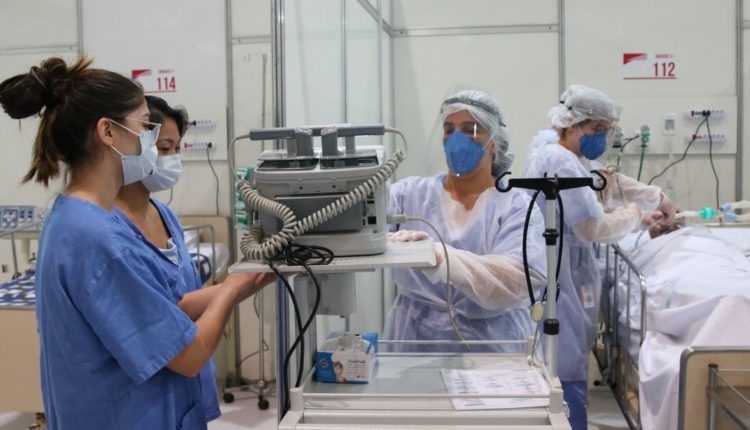 Sete milhões de brasileiros estão a mais de 4 horas de distância de UTIs para covid-19