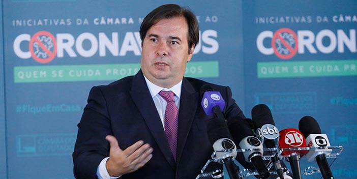 Maia defende que governo encaminhe projeto sobre a prorrogação do auxílio emergencial