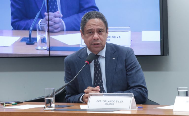 Comissão especial vota parecer sobre criação do Fundo Nacional da Igualdade Racial