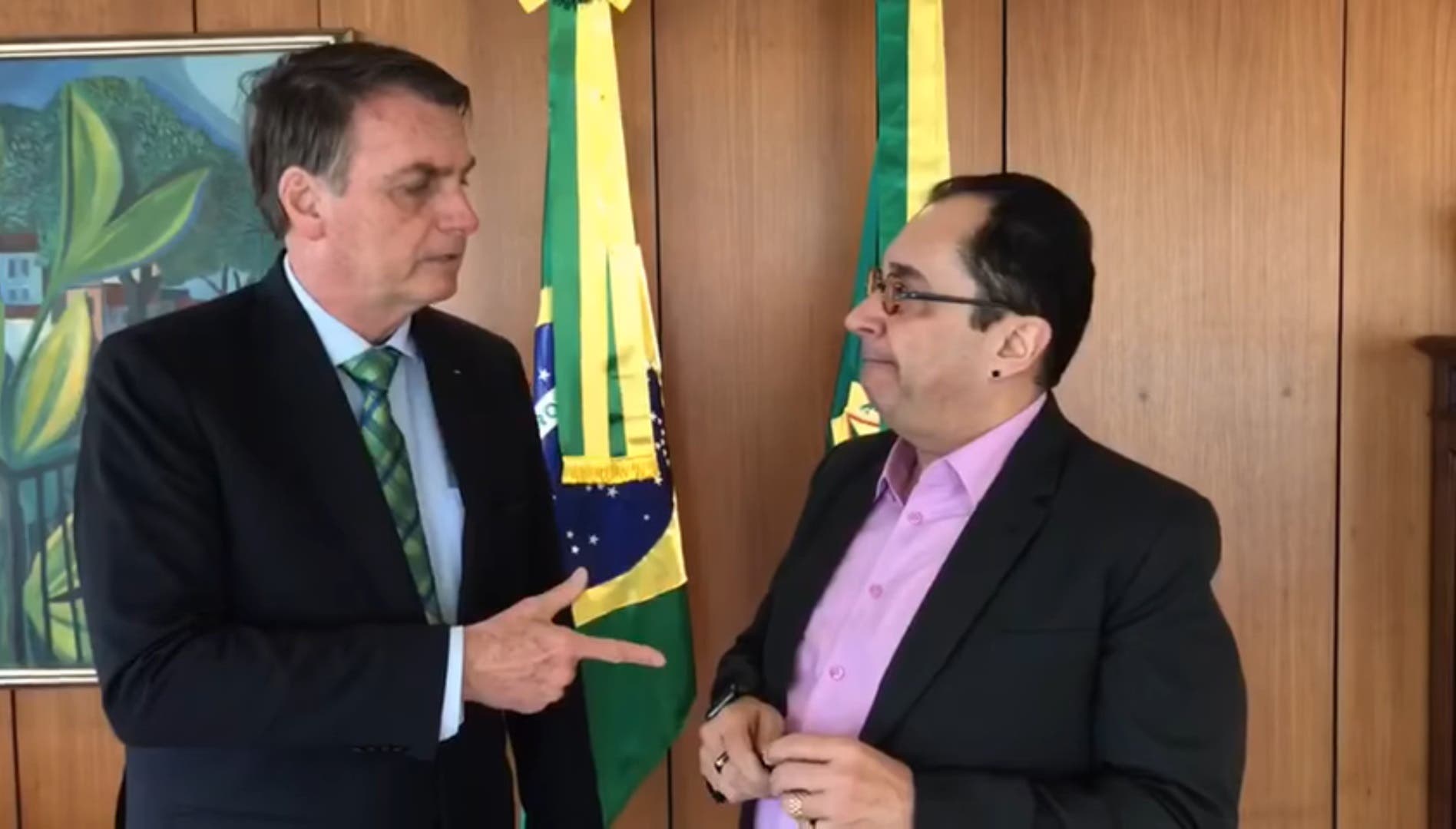 Reinaldo Azevedo: Conversa entre Bolsonaro e Kajuru expõe conspirações contra poderes