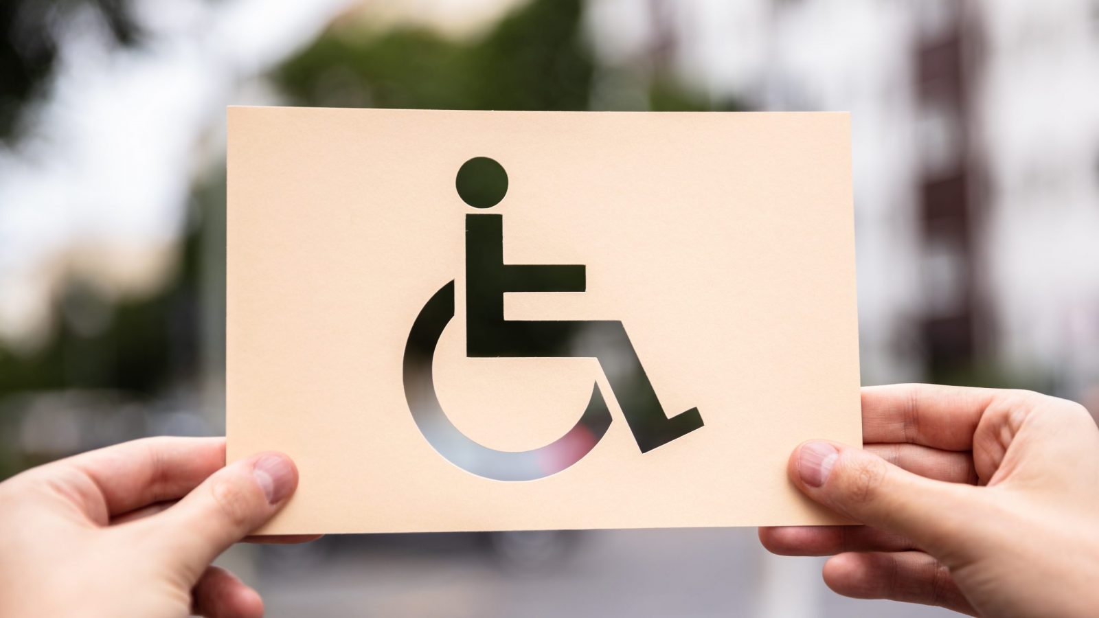 Guia orienta empresas a incluir pessoas com deficiência no mercado formal de trabalho