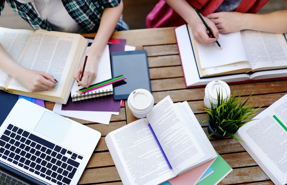 CONVENIADA UNINTER - GRADUAÇÃO PRESENCIAL, SEMIPRESENCIAL E A DISTÂNCIA COM ATÉ 50% DE DESCONTO NAS MENSALIDADES!